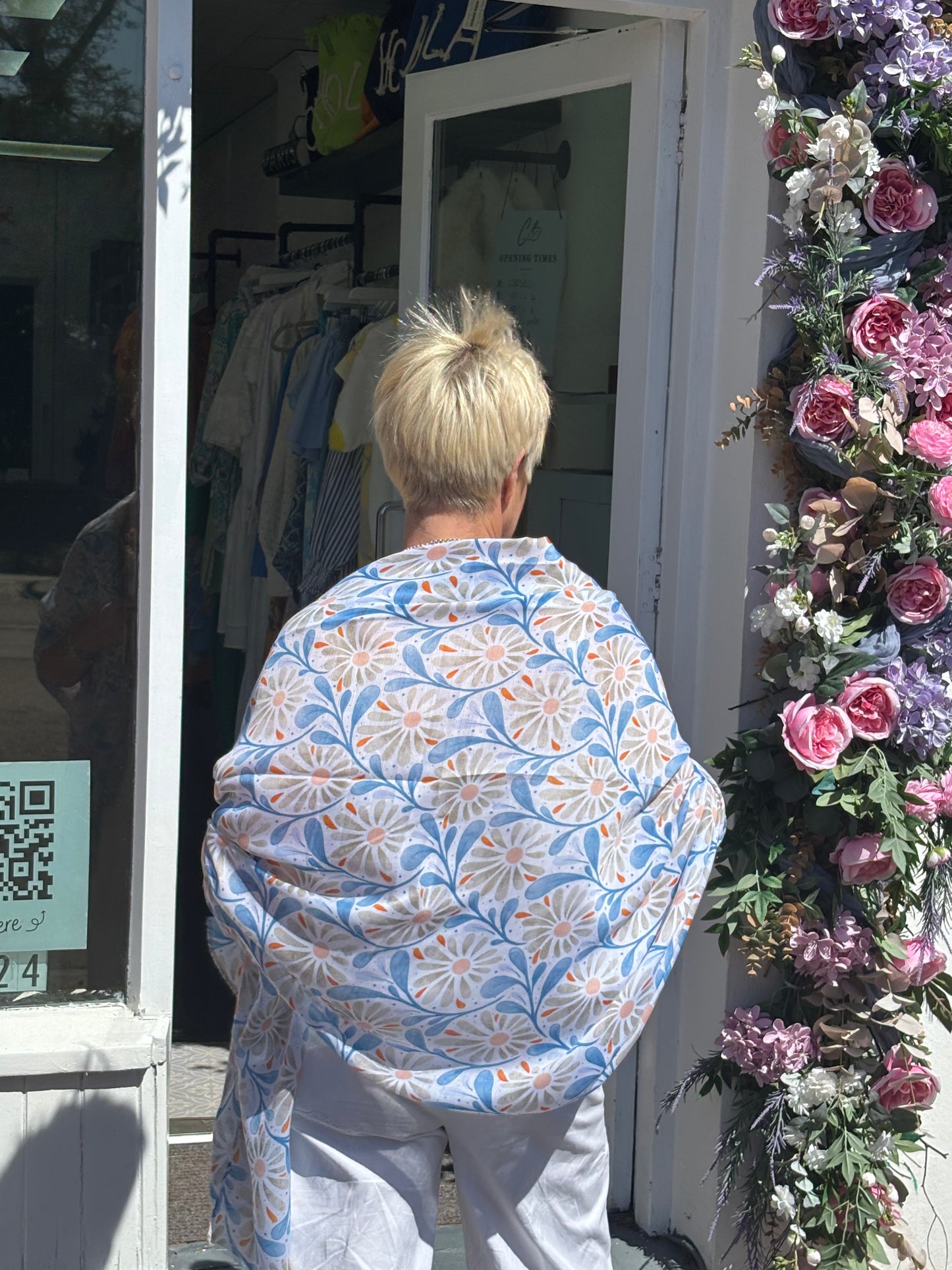 Beige and blue flowery Scarf