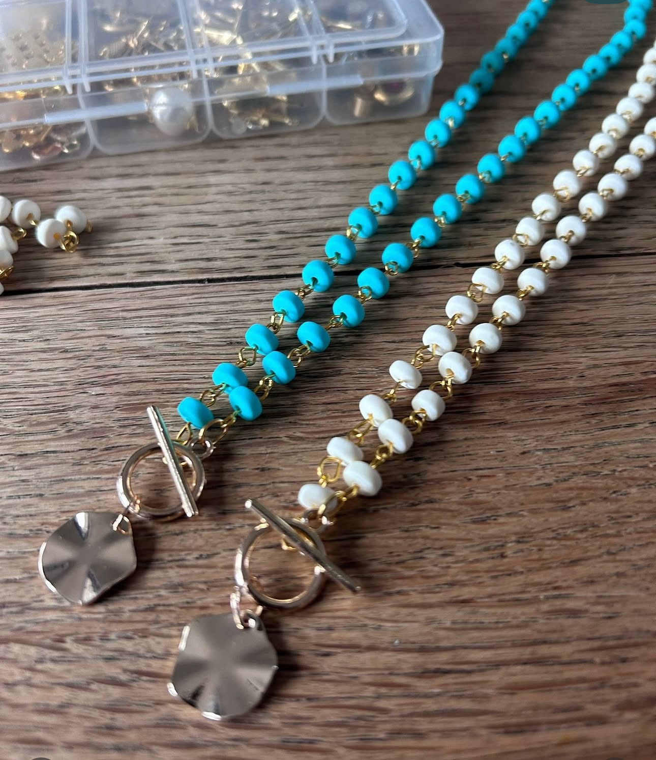 Polly Necklace White
