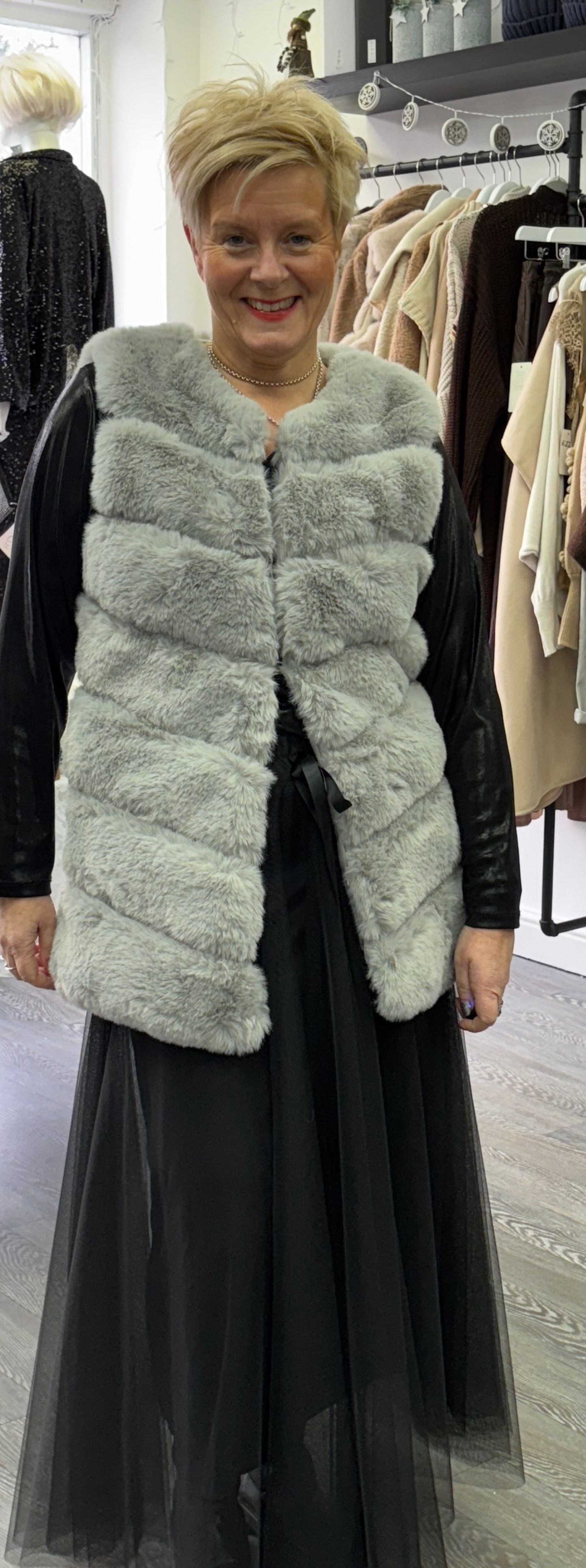 Long Faux Fur Gillet - Silver