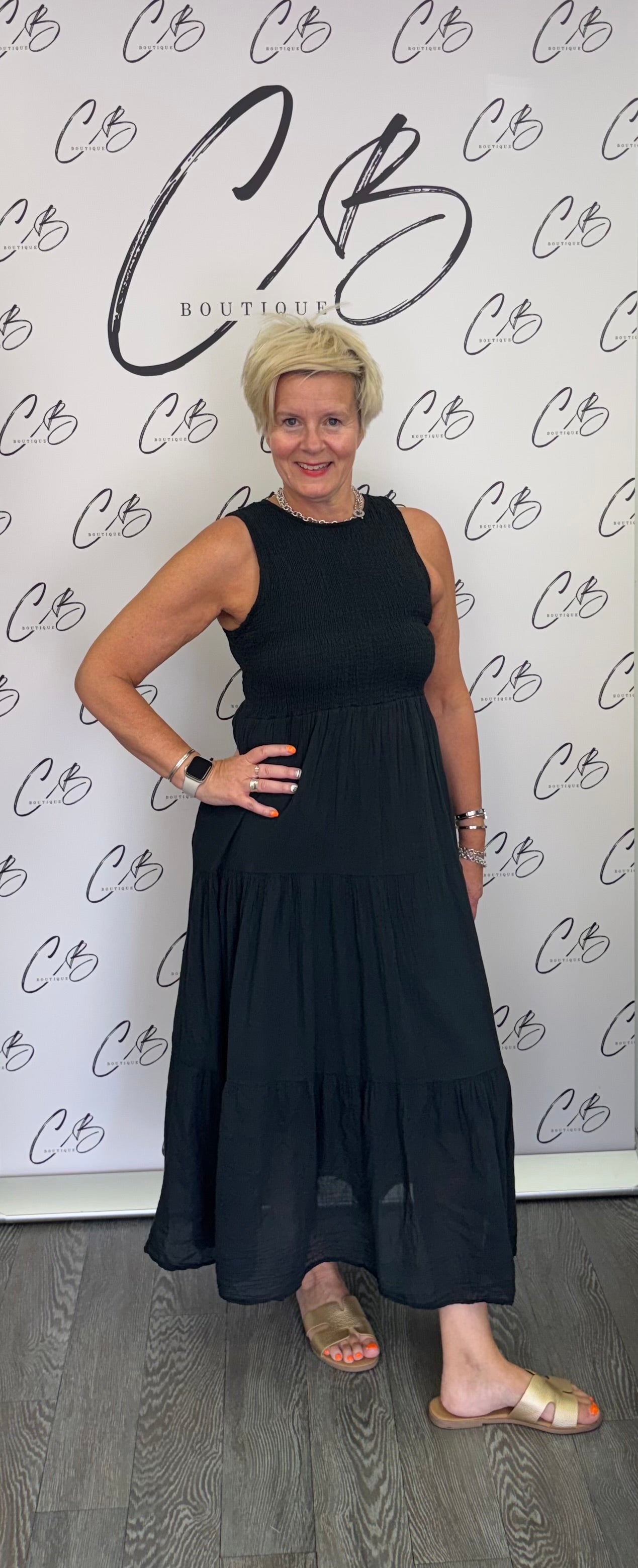 Black Sleeveless dress