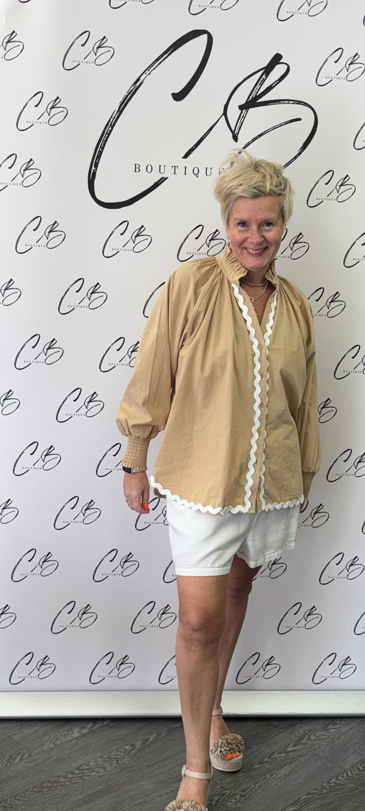 Ric Rac Romi Shirt (Beige)