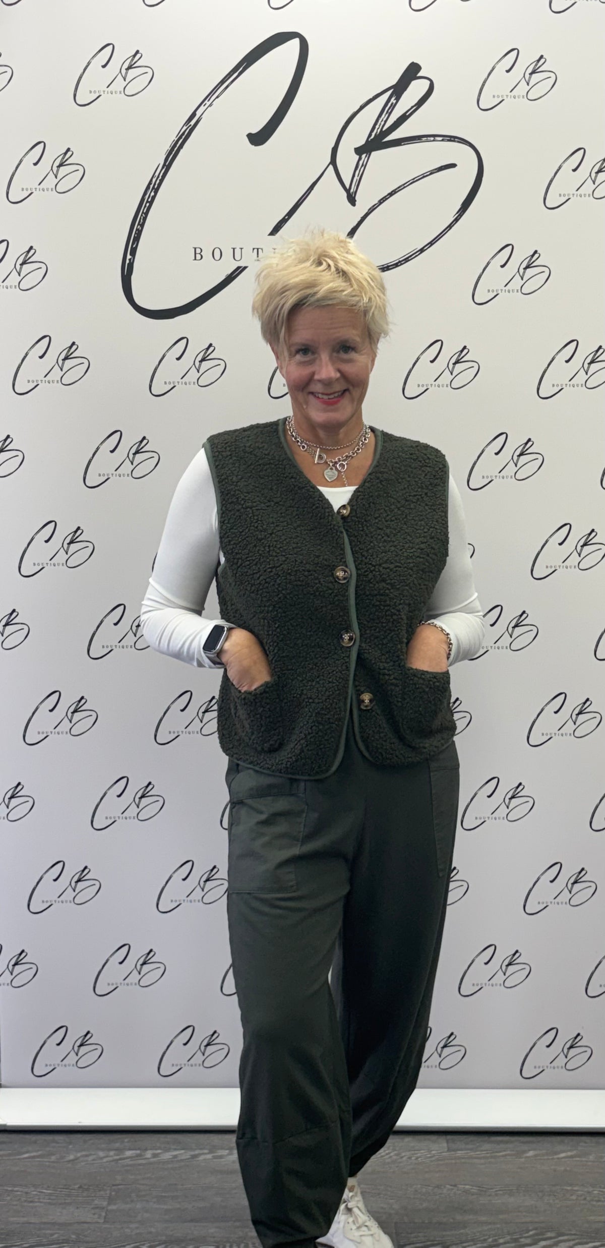 Annie Khaki cotton barrel trousers