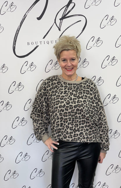 Clare Sand sweatshirt