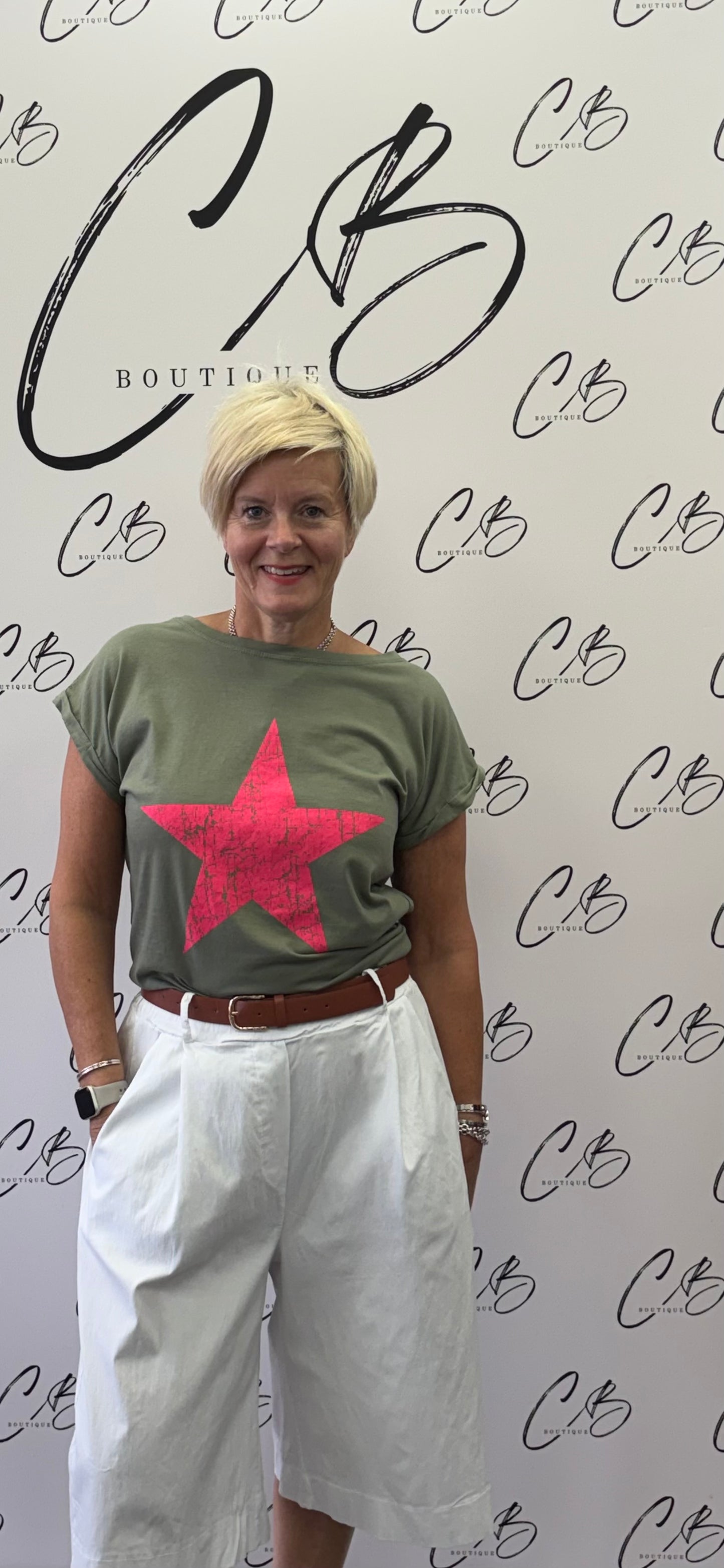 Khaki Large star t shirt
