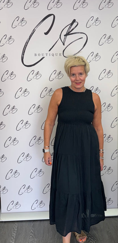Black Sleeveless dress
