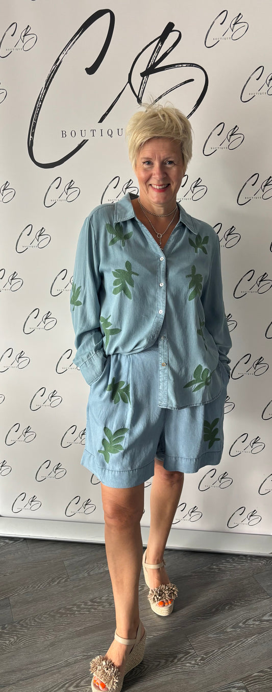 Daria Lyocell Shorts (Leaf Mid Wash)