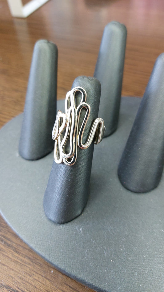 Squiggle Ring