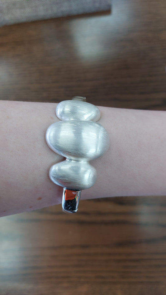 Triple Oval Stretch Bangle