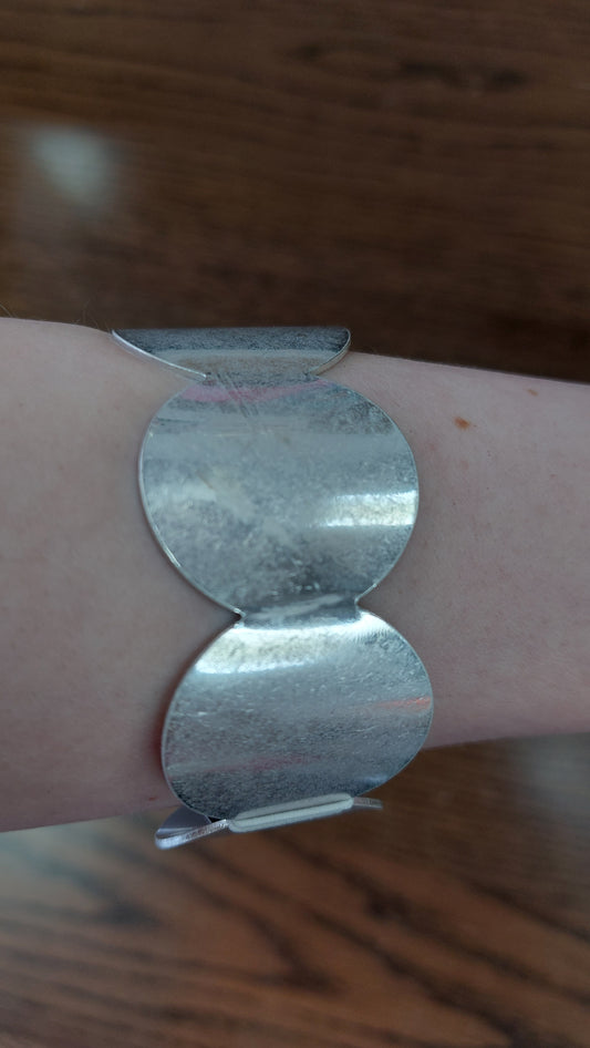 Circle Disc Bangle