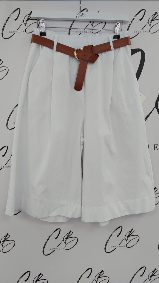 Chloe Shorts (White)
